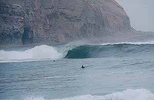 Playa La Herradura - Surfing en Perú